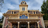 Disneyland City Hall